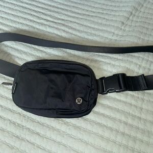 Lululemon Black Crossbody Belt Bag